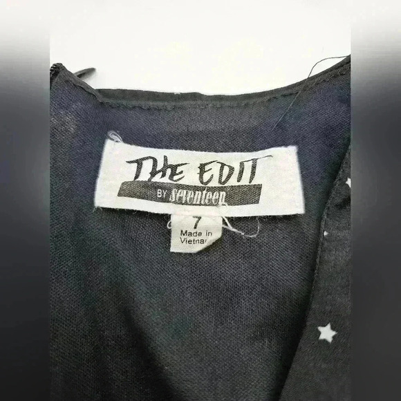 The Edit by Seventeen Junior's Size 7 Black Bell Sleeve with Lace Up Front Dress - Picture 7 of 11